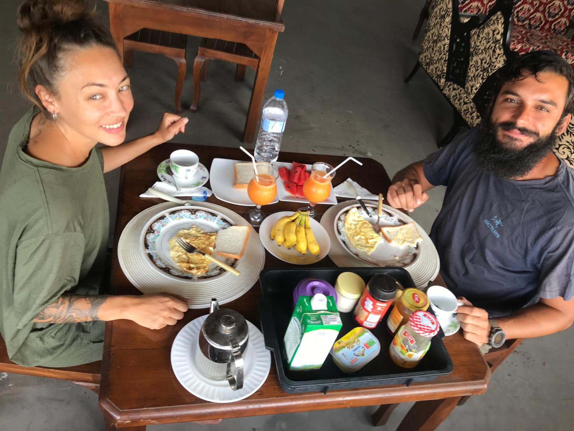 Shanith Guesthouse ネゴンボ エクステリア 写真