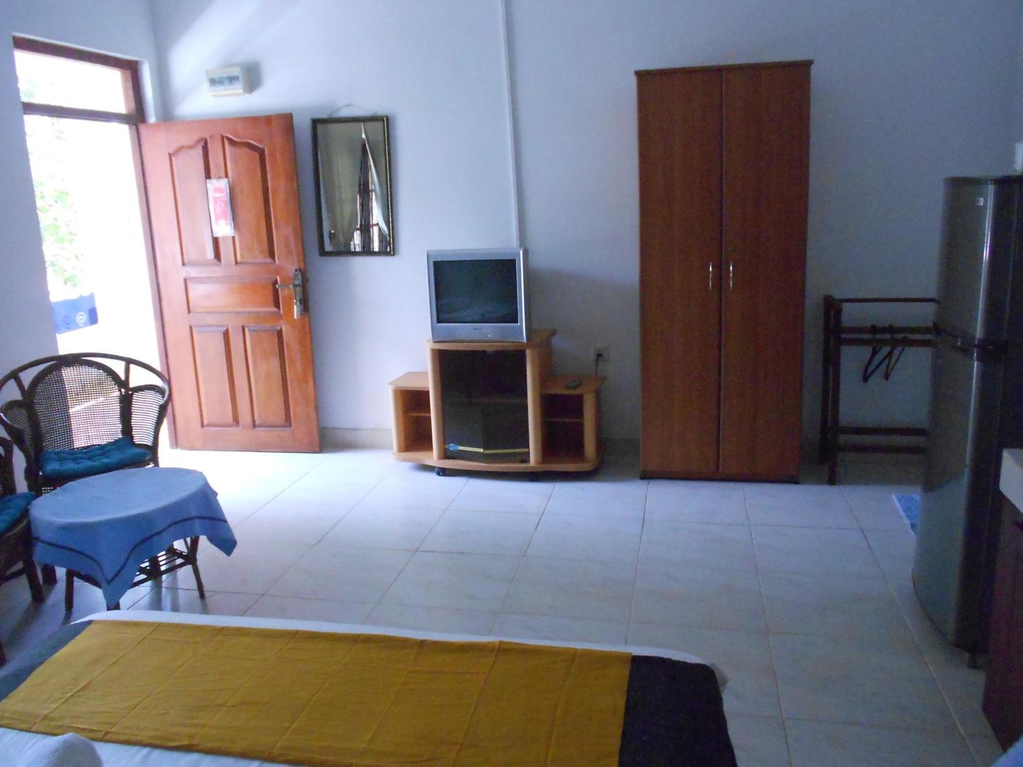 Shanith Guesthouse ネゴンボ エクステリア 写真