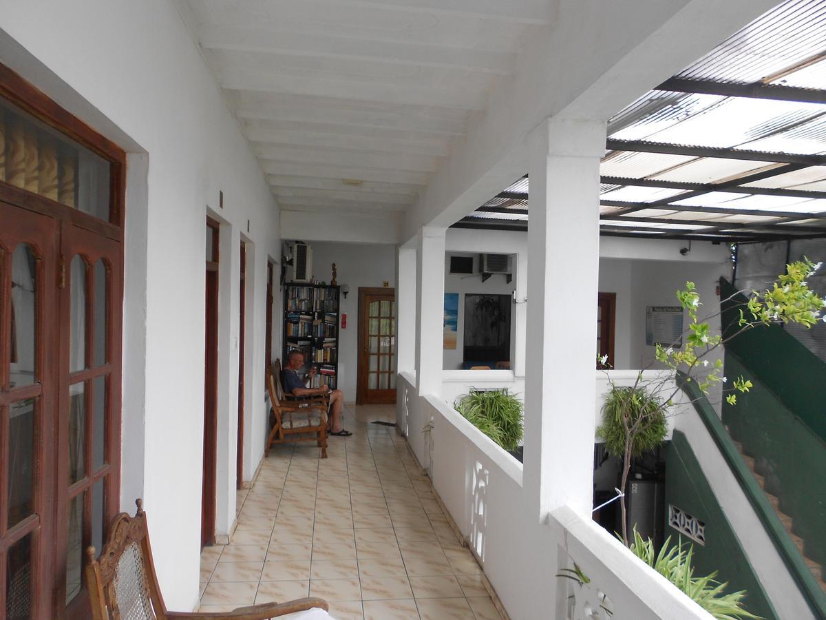 Shanith Guesthouse ネゴンボ エクステリア 写真
